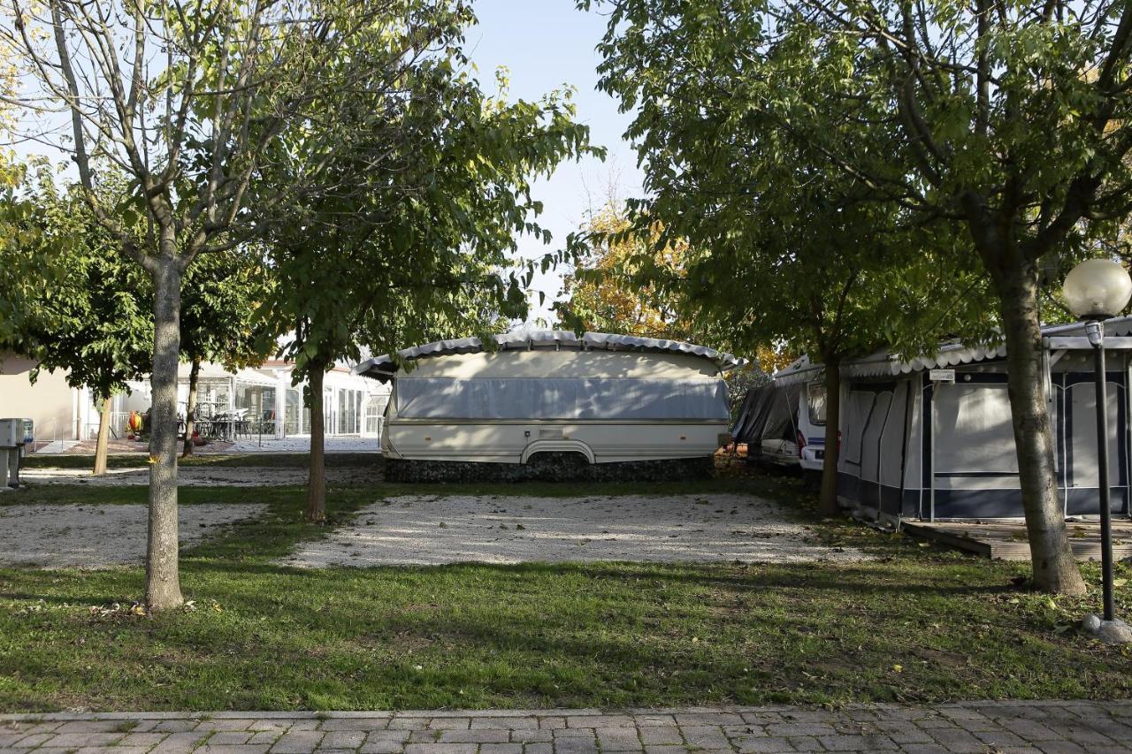 Camping Da Giovanni Peschiera del Garda Eksteriør billede